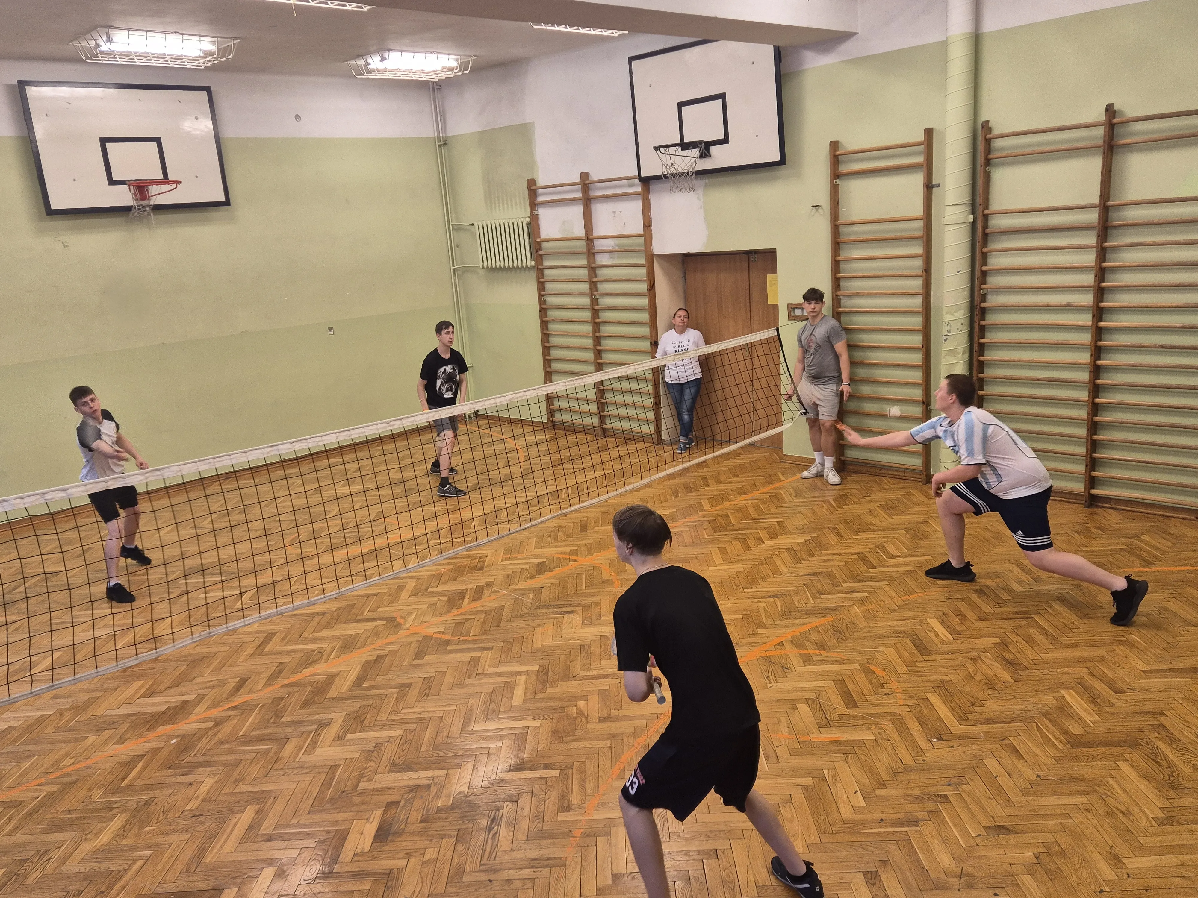 Badminton