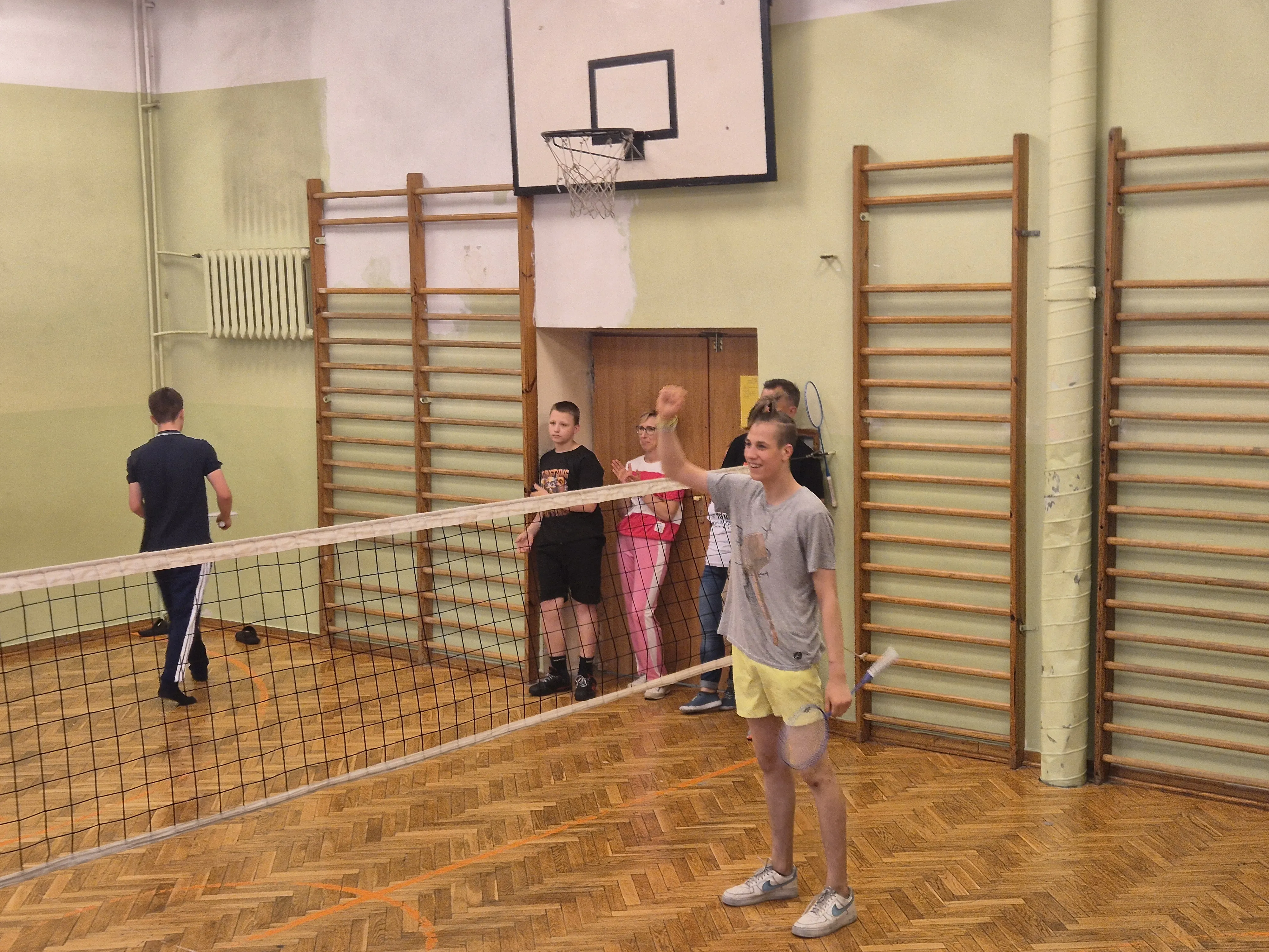 Badminton