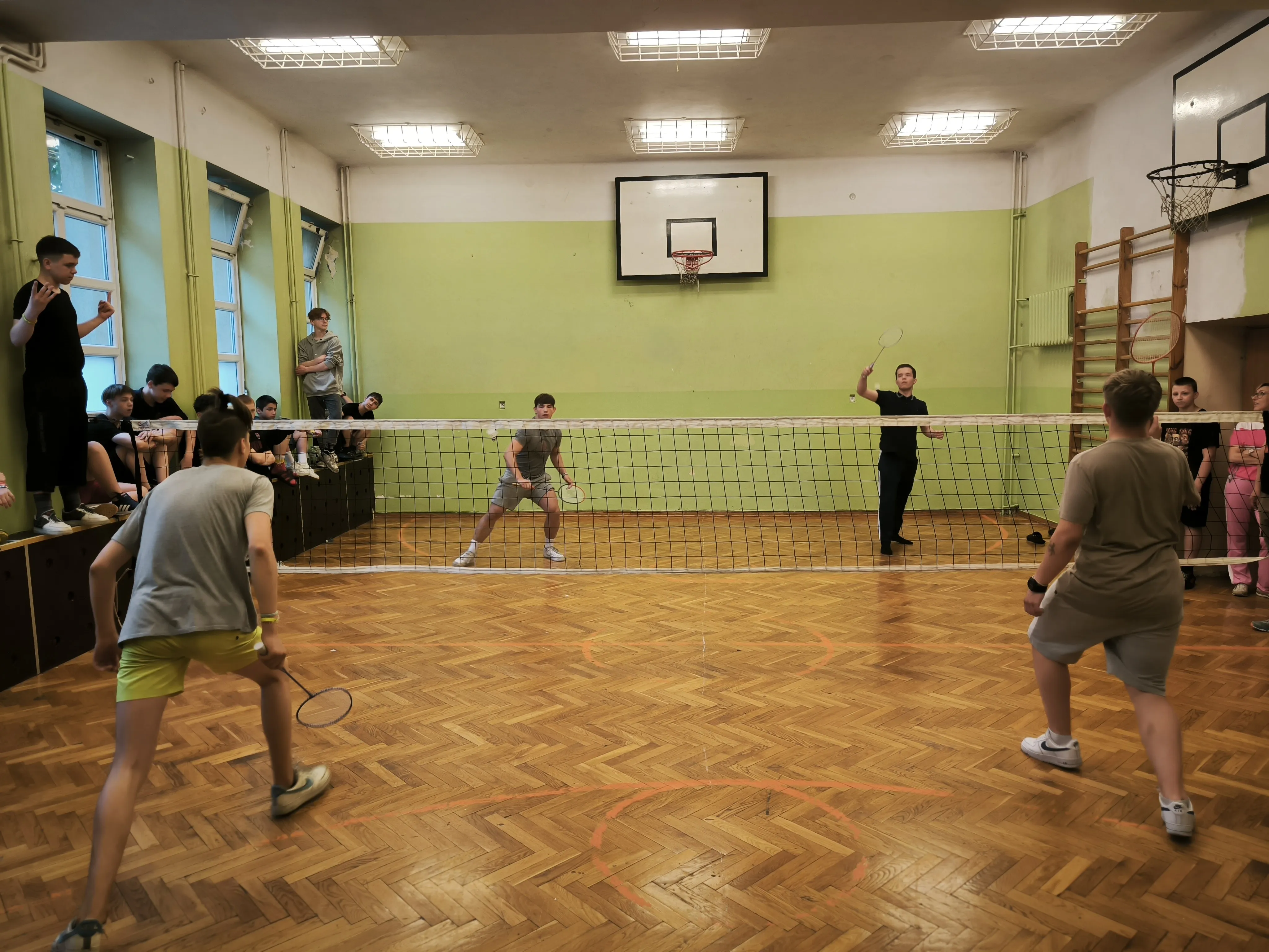 Badminton